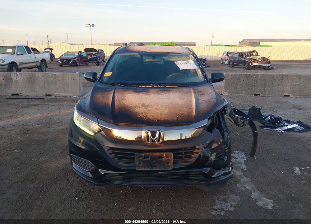 2022 HONDA HR-V 2WD LX VIN: 3CZRU5H38NM738425