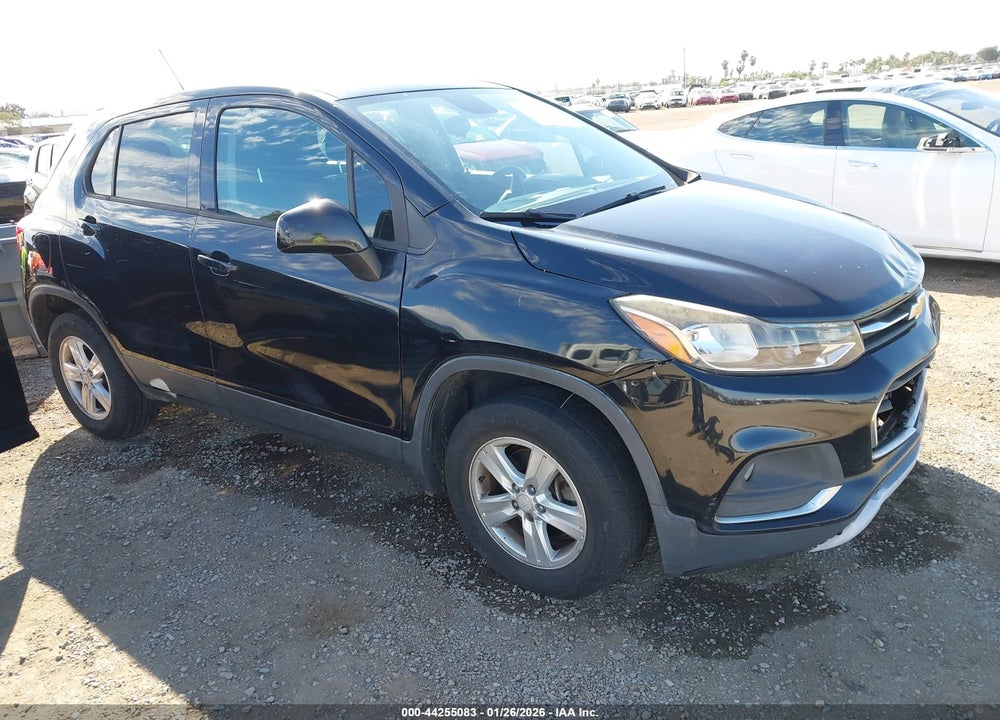 2017 CHEVROLET TRAX LS VIN: 3GNCJNSB1HL149240