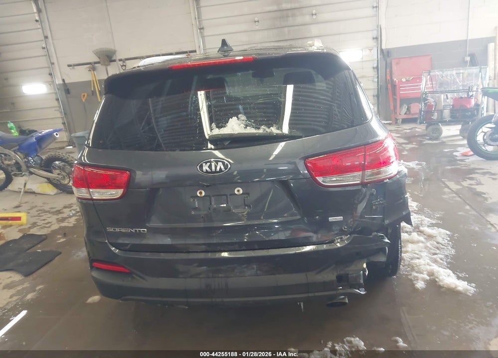2017 KIA SORENTO 2.4L LX VIN: 5XYPGDA32HG296073