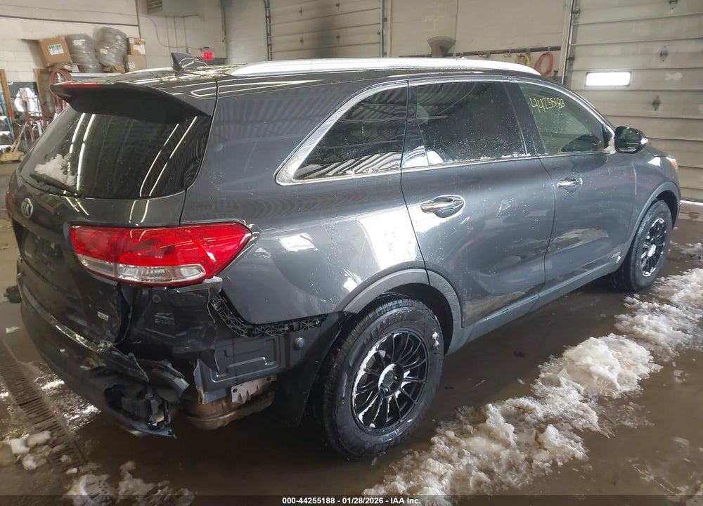 2017 KIA SORENTO 2.4L LX VIN: 5XYPGDA32HG296073