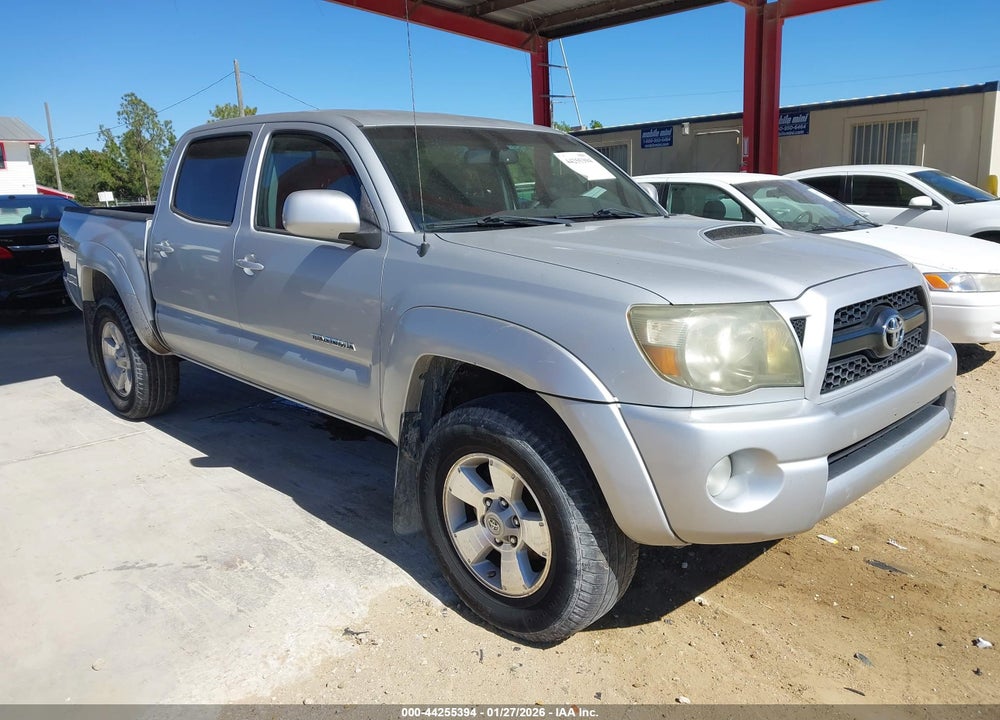 2011 TOYOTA TACOMA BASE V6 VIN: 3TMLU4EN0BM059420