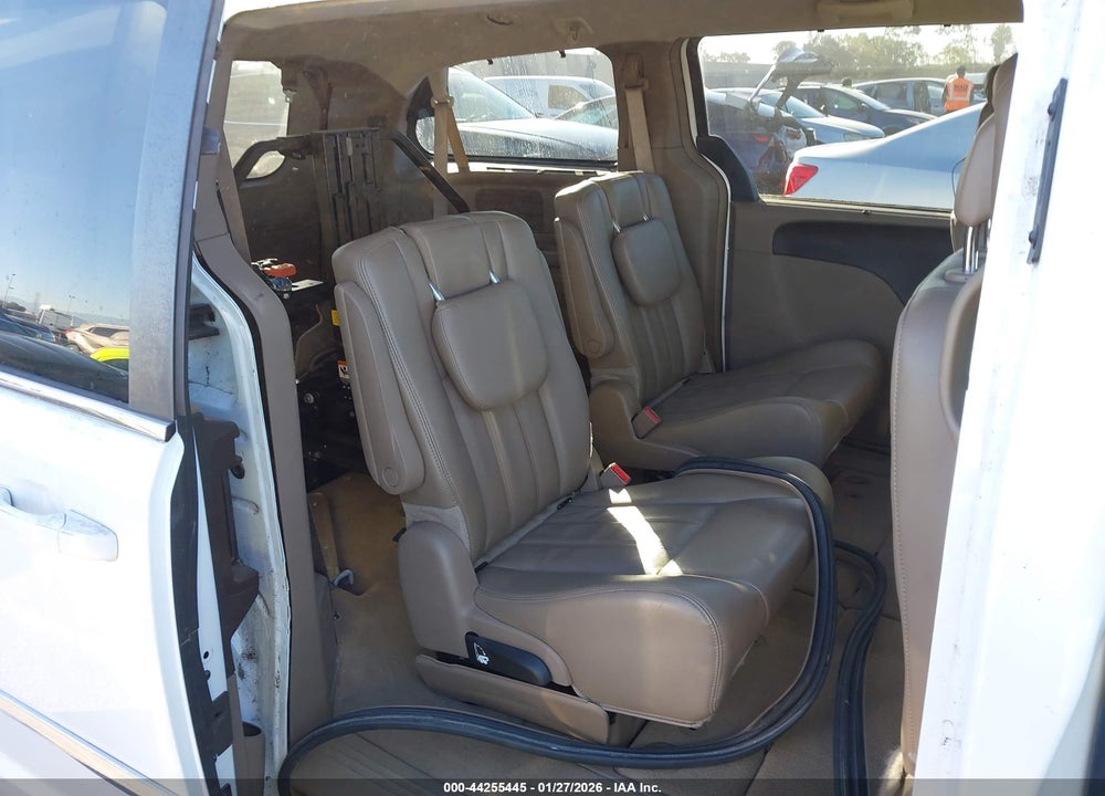 2014 CHRYSLER TOWN & COUNTRY TOURING VIN: 2C4RC1BG4ER359900