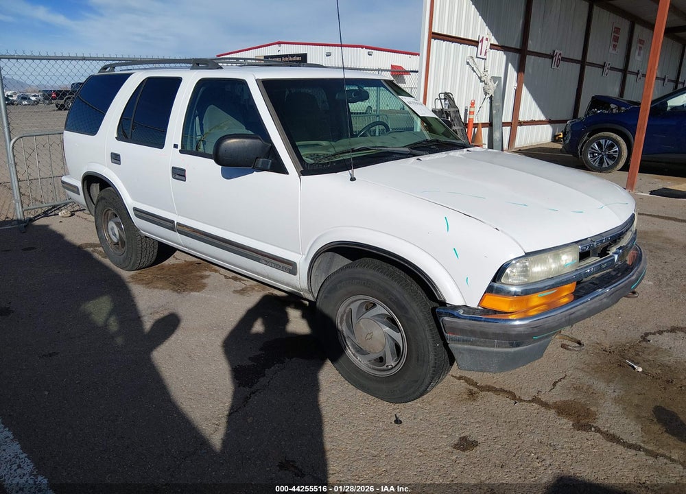 1999 CHEVROLET BLAZER LS VIN: 1GNDT13W6X2218142