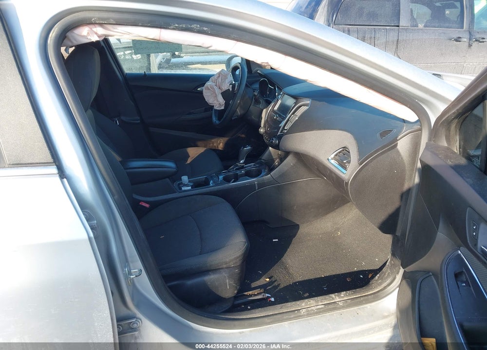 2018 CHEVROLET CRUZE LT AUTO VIN: 1G1BE5SM8J7166873