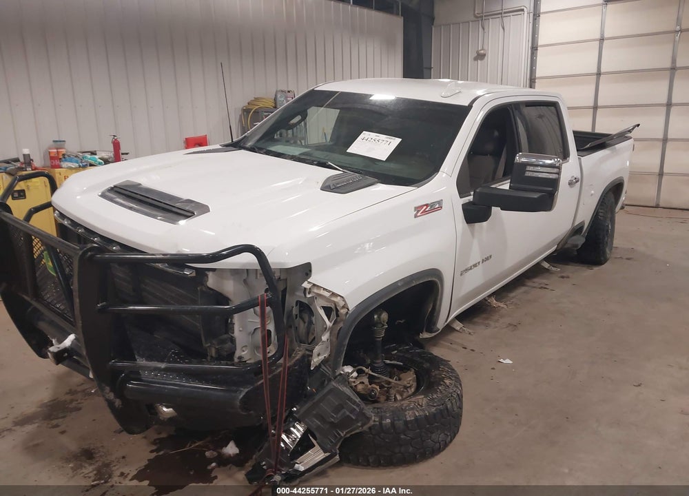 2022 CHEVROLET SILVERADO 2500HD 4WD  STANDARD BED LTZ VIN: 1GC4YPEY3NF163182