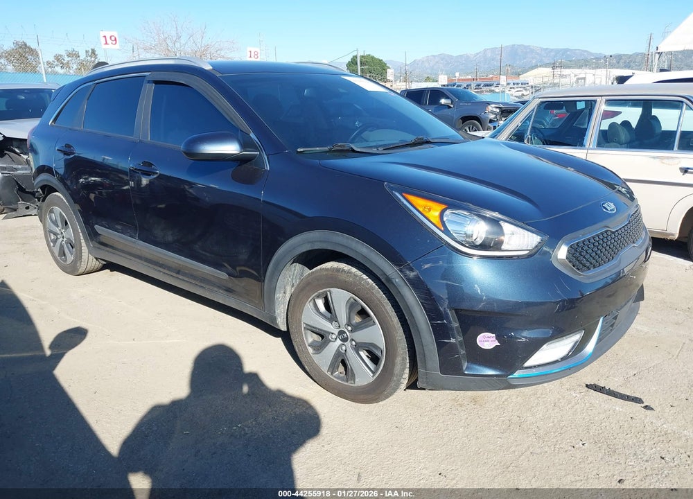 2019 KIA NIRO PLUG-IN HYBRID LX VIN: KNDCM3LDXK5325391