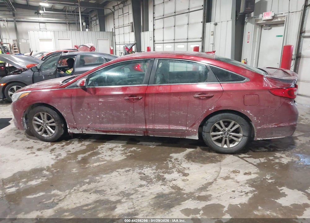 2016 HYUNDAI SONATA VIN: 5NPE24AF4GH400103