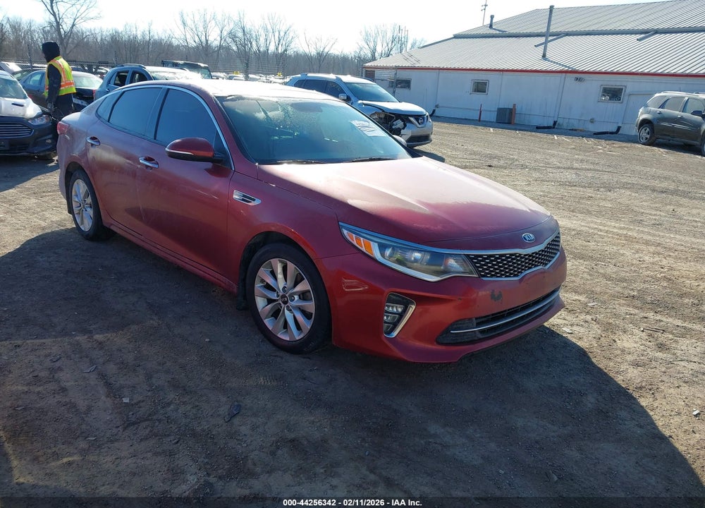 2018 KIA OPTIMA S VIN: 5XXGT4L30JG233301