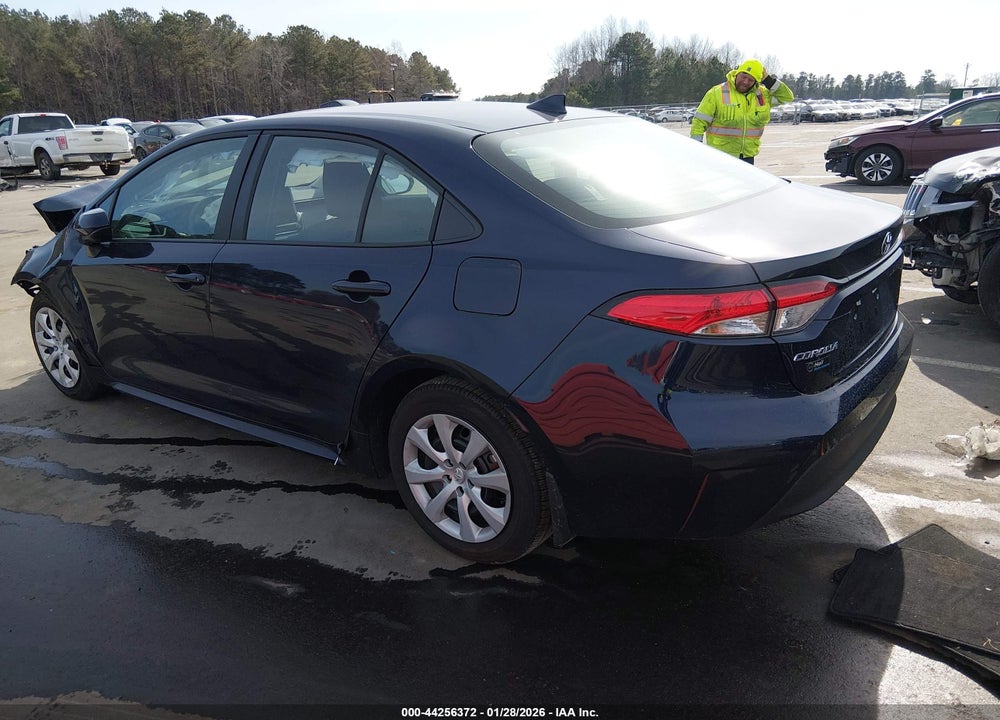 2025 TOYOTA COROLLA LE VIN: 5YFB4MDE8SP357011