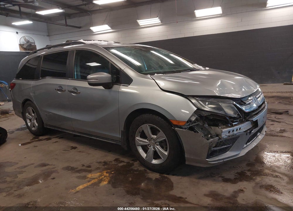2018 HONDA ODYSSEY EX-L VIN: 5FNRL6H70JB009514