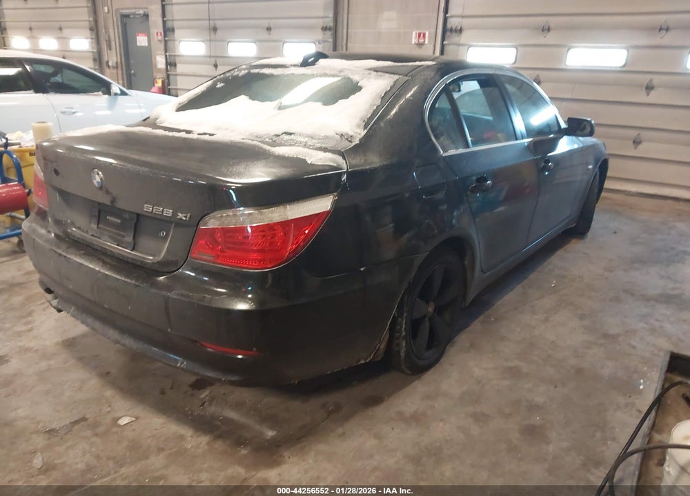 2008 BMW 528XI VIN: WBANV13518CZ51190