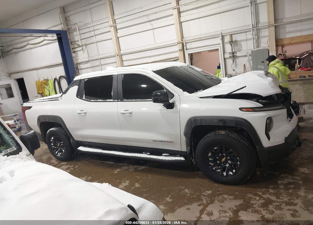 2024 CHEVROLET SILVERADO EV WORK TRUCK VIN: 1GC10UED5RU206380