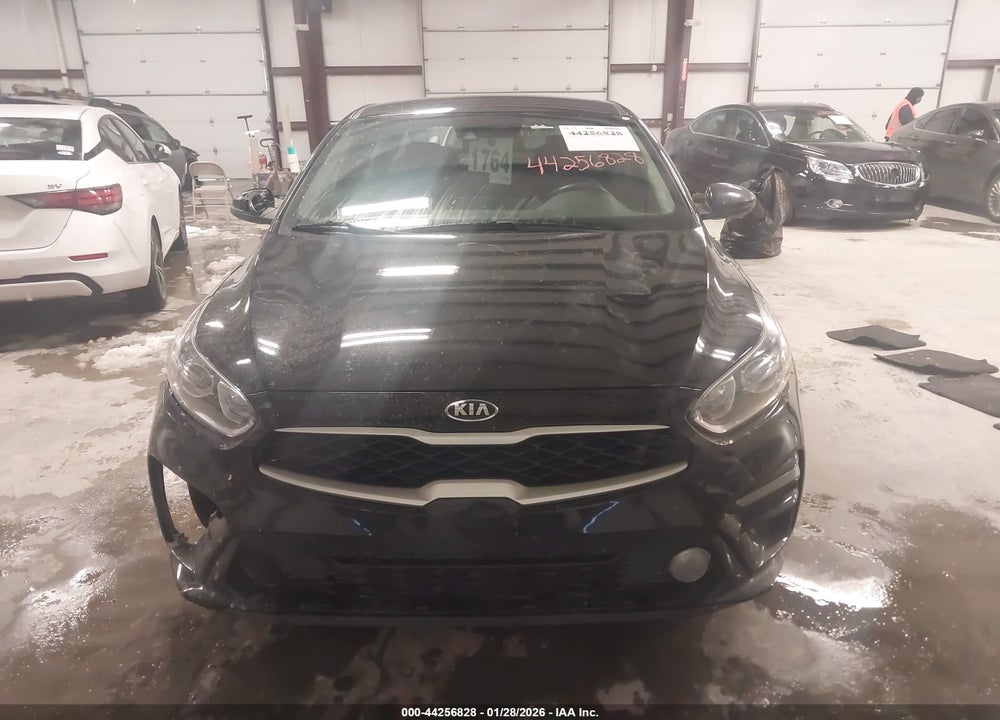 2019 KIA FORTE LXS VIN: 3KPF24AD6KE065622