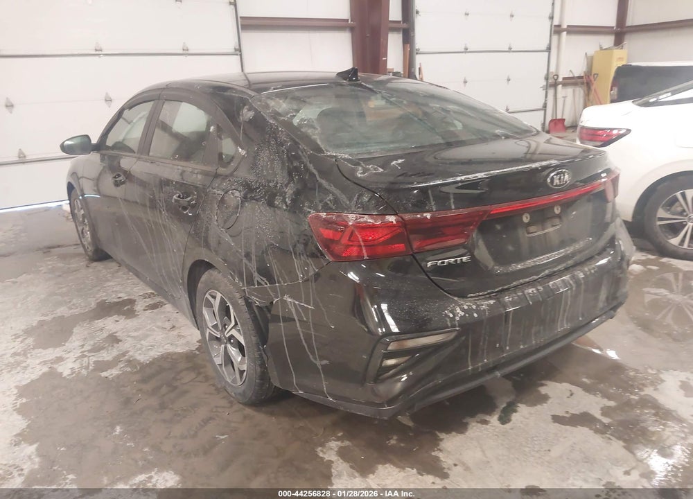 2019 KIA FORTE LXS VIN: 3KPF24AD6KE065622