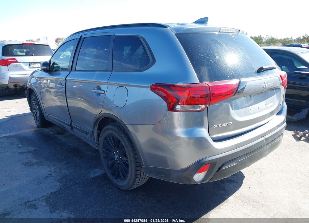 2020 MITSUBISHI OUTLANDER LE 2.4 VIN: JA4AD3A33LZ037038