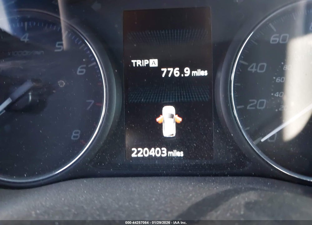 2020 MITSUBISHI OUTLANDER LE 2.4 VIN: JA4AD3A33LZ037038