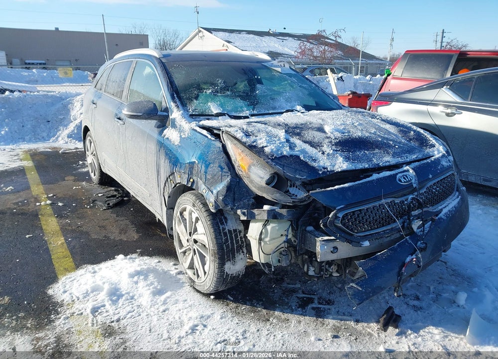 2019 KIA NIRO TOURING VIN: KNDCE3LCXK5215932