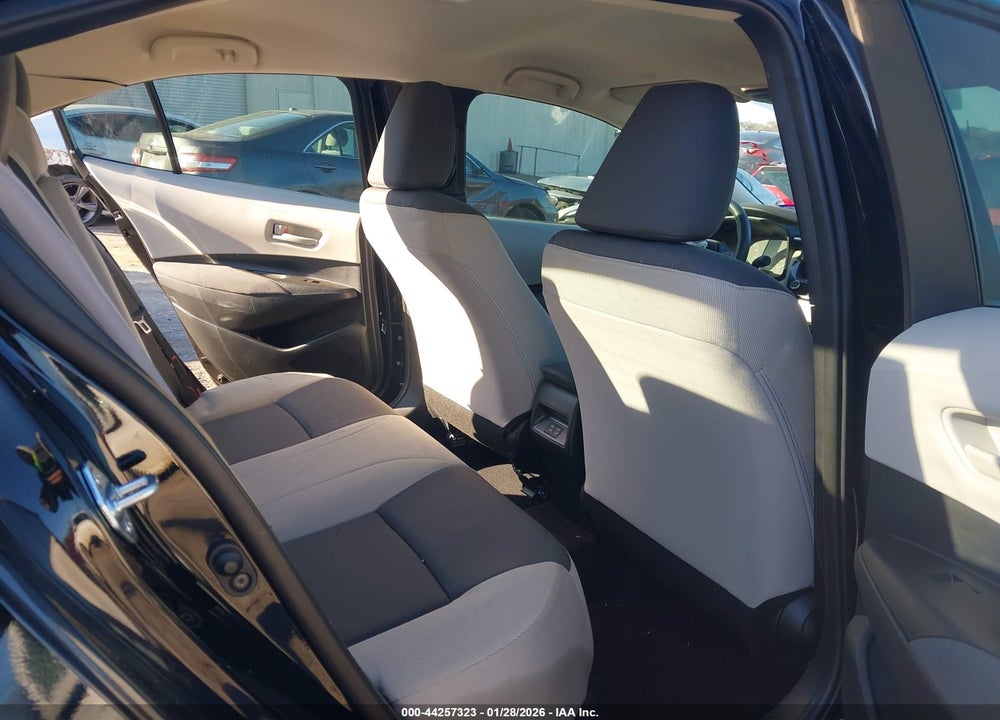 2025 TOYOTA COROLLA LE VIN: 5YFB4MDE2SP295993