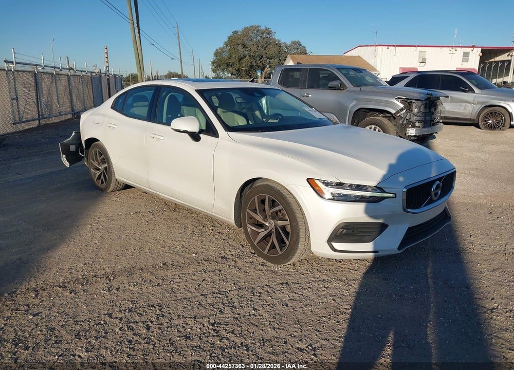 2020 VOLVO S60 T5 MOMENTUM VIN: 7JR102FKXLG054704