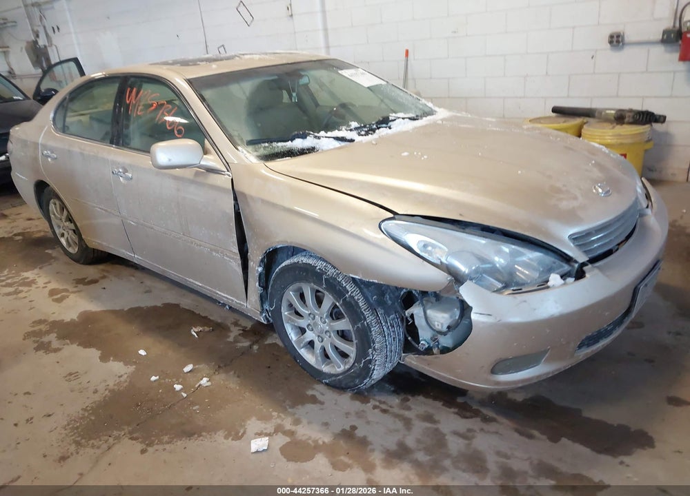 2004 LEXUS ES 330 VIN: JTHBA30G045013066