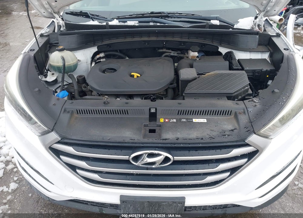 2017 HYUNDAI TUCSON SE VIN: KM8J3CA46HU419565