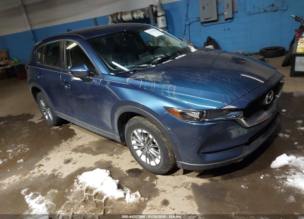 2018 MAZDA CX-5 SPORT VIN: JM3KFBBM0J0449464