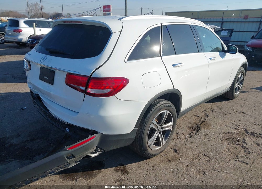 2019 MERCEDES-BENZ GLC 300 VIN: WDC0G4JB2KF609734
