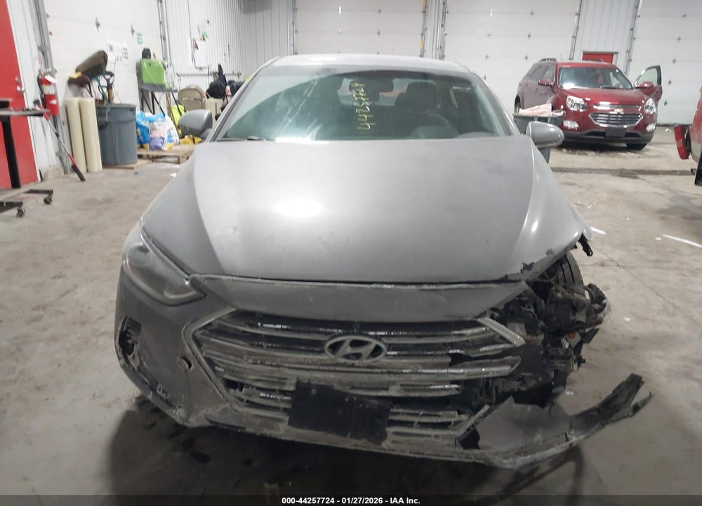 2017 HYUNDAI ELANTRA SE VIN: KMHD84LF5HU222583
