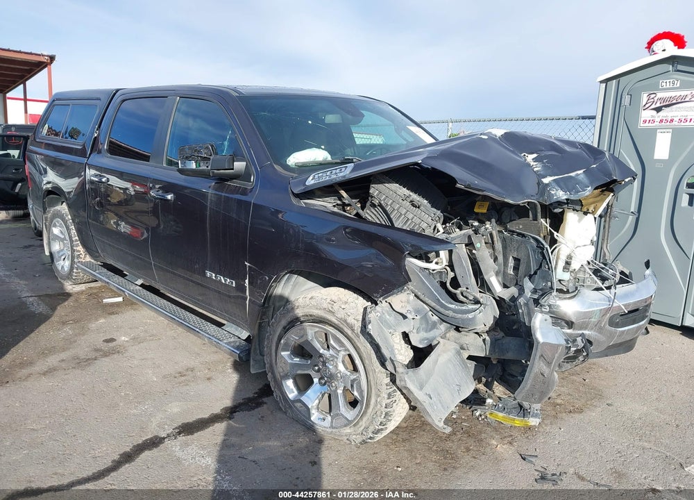 2019 RAM 1500 BIG HORN/LONE STAR  4X4 5'7 BOX VIN: 1C6SRFFT8KN551891
