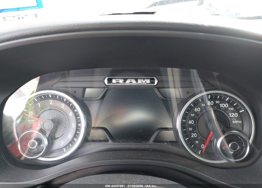 2019 RAM 1500 BIG HORN/LONE STAR  4X4 5'7 BOX VIN: 1C6SRFFT8KN551891