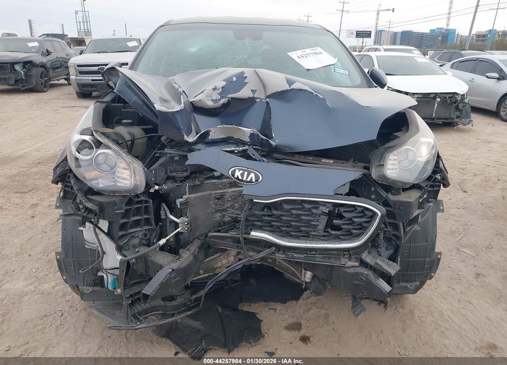 2022 KIA SPORTAGE LX VIN: KNDPM3AC8N7968875