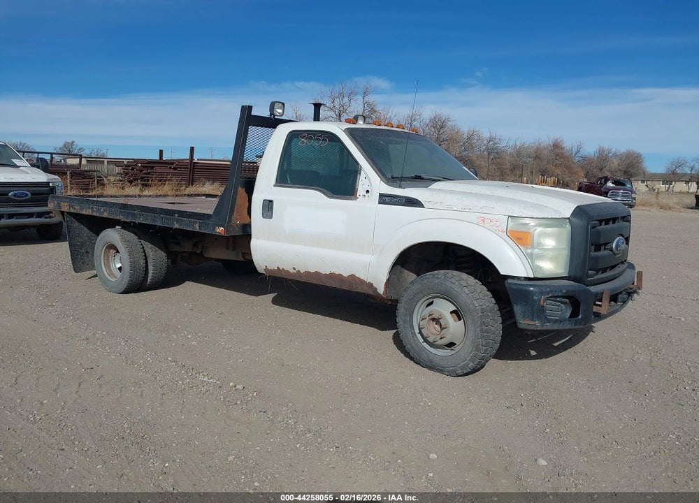 2011 FORD F-350 CHASSIS XL VIN: 1FDRF3H64BEA30247