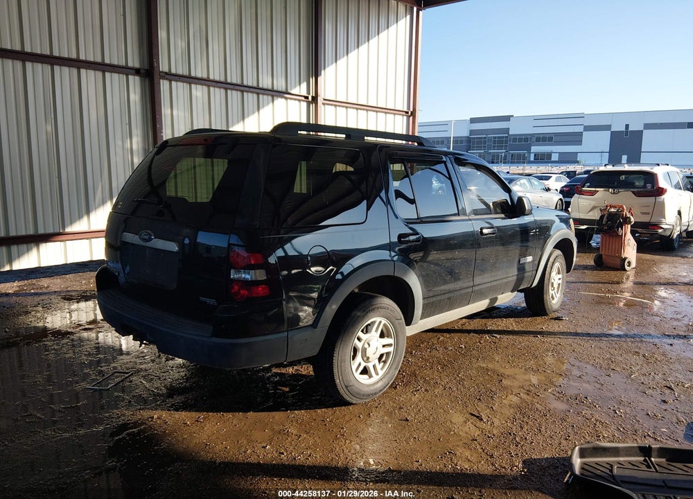2007 FORD EXPLORER XLT VIN: 1FMEU63E77UB07534