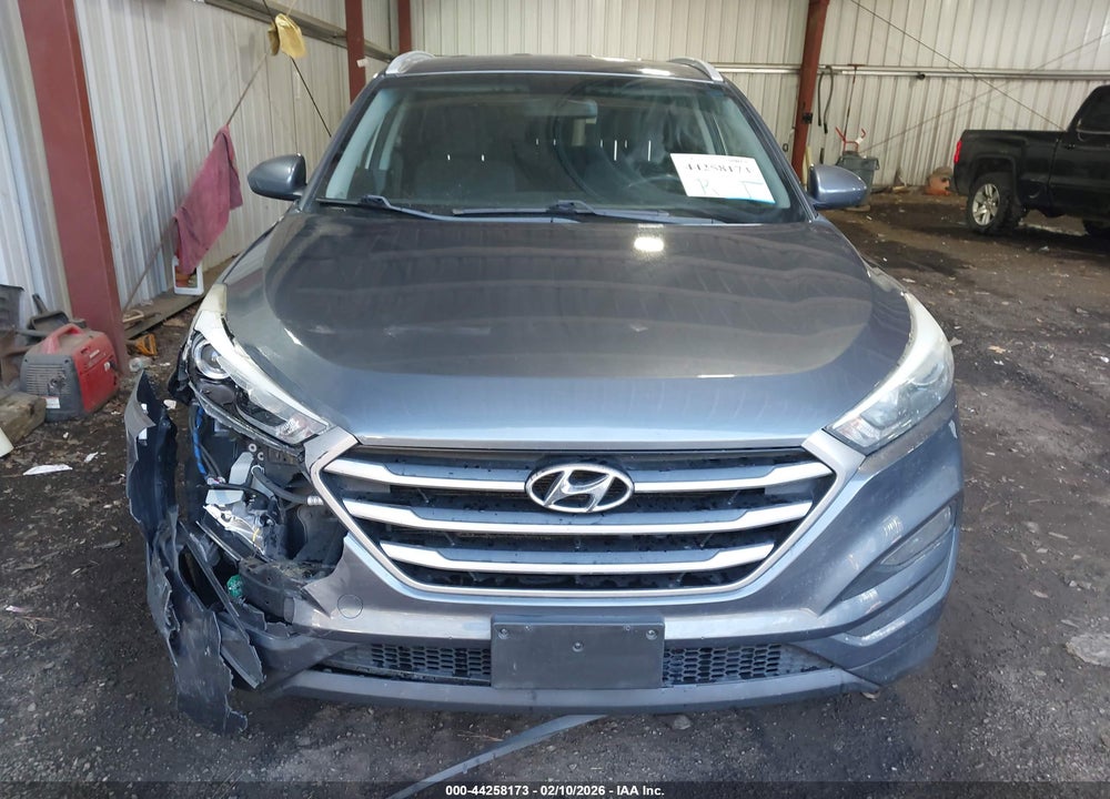 2018 HYUNDAI TUCSON SEL VIN: KM8J3CA44JU644475