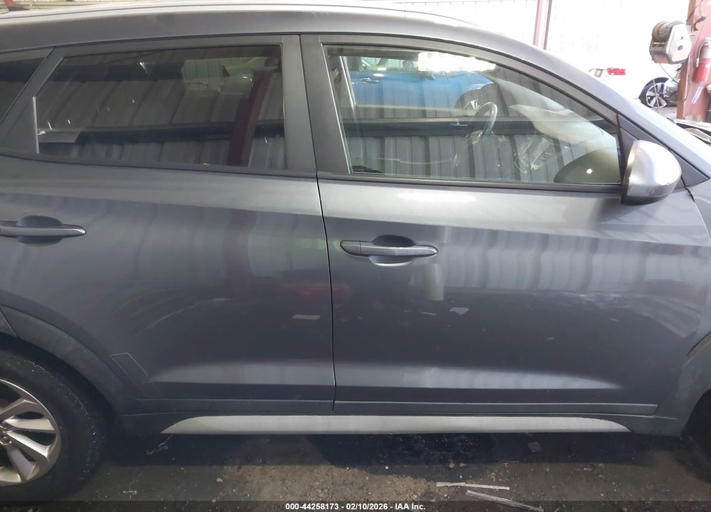 2018 HYUNDAI TUCSON SEL VIN: KM8J3CA44JU644475