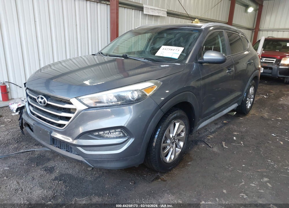 2018 HYUNDAI TUCSON SEL VIN: KM8J3CA44JU644475