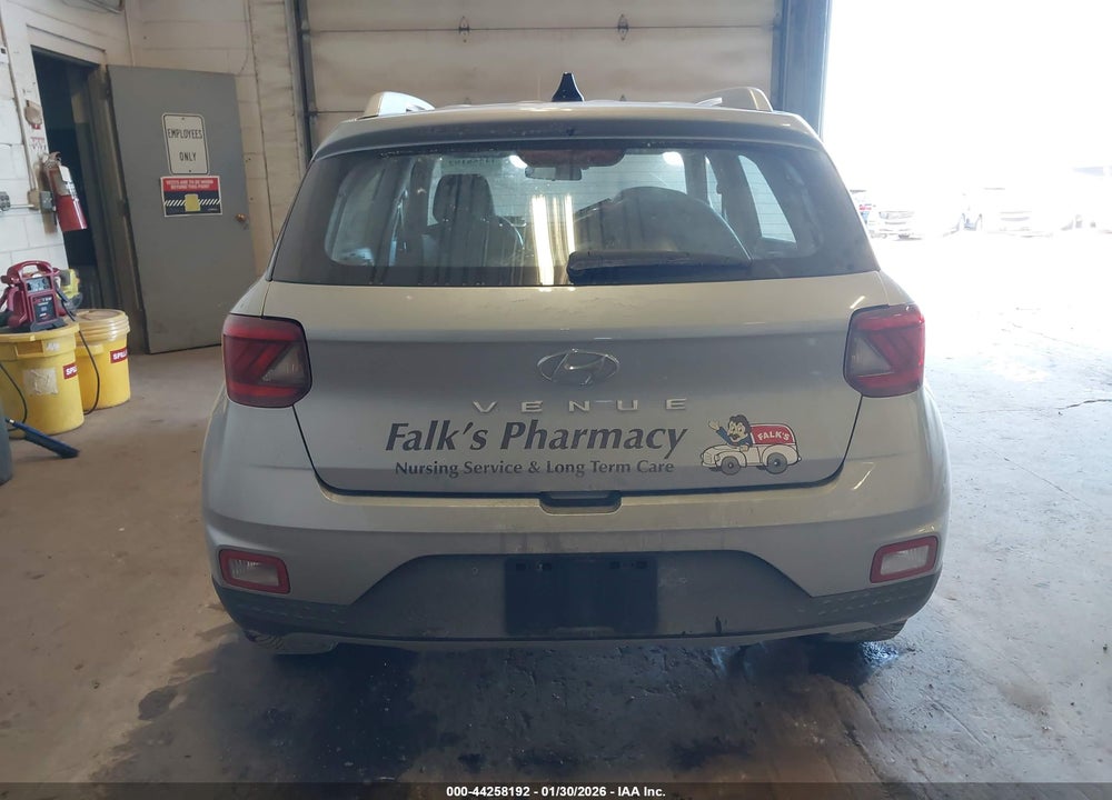 2022 HYUNDAI VENUE SEL VIN: KMHRC8A32NU158552