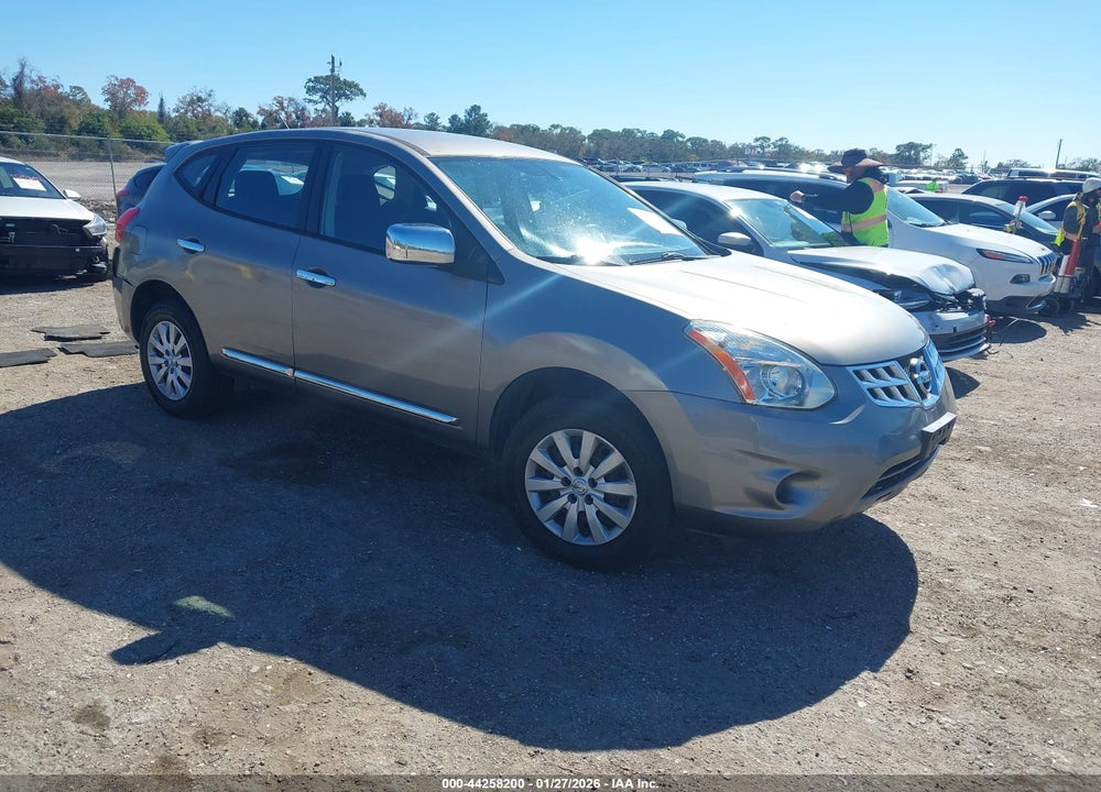 2013 NISSAN ROGUE S VIN: JN8AS5MV3DW643175