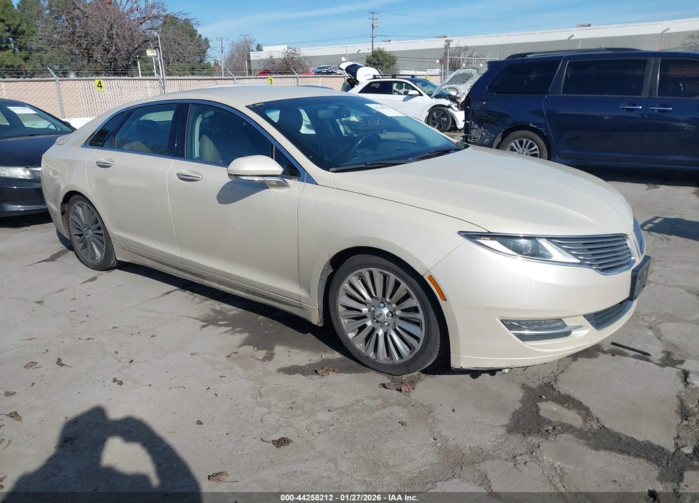 2014 LINCOLN MKZ VIN: 3LN6L2J93ER826953