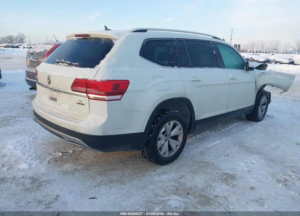 2018 VOLKSWAGEN ATLAS 3.6L V6 SE VIN: 1V2KR2CA6JC578312