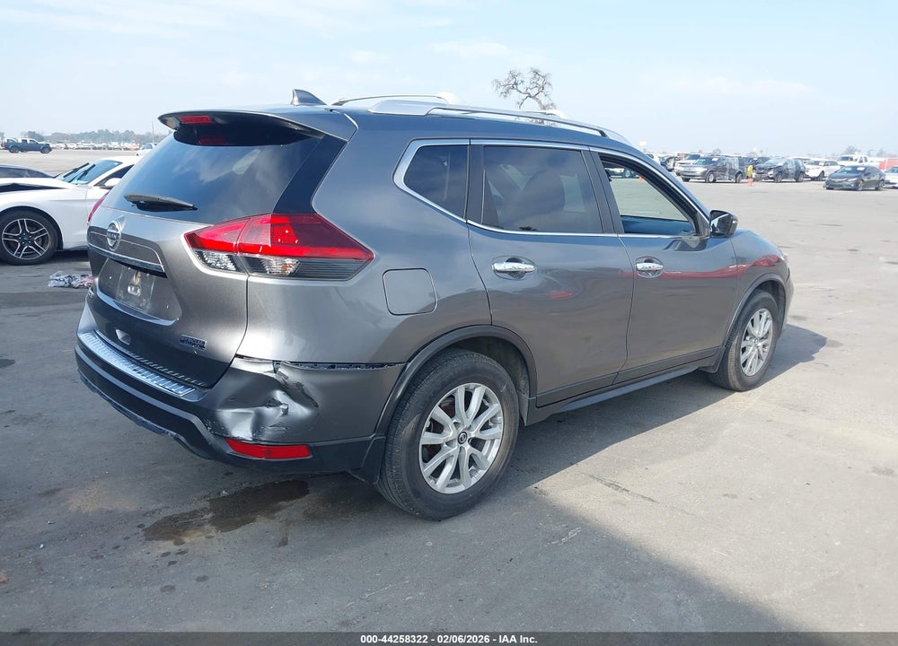2019 NISSAN ROGUE S VIN: JN8AT2MT1KW255238