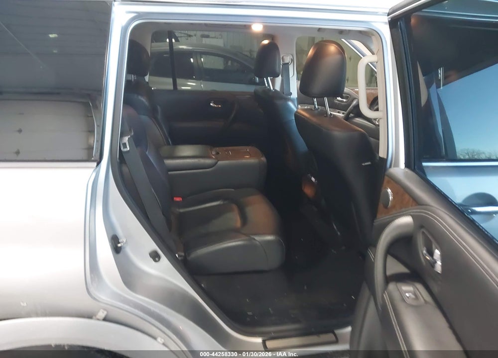 2015 INFINITI QX80 LIMITED VIN: JN8AZ2NE4F9084035