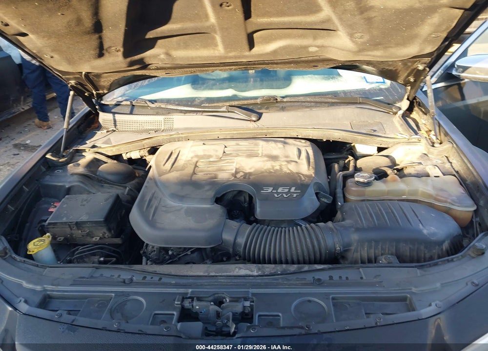 2016 CHRYSLER 300C VIN: 2C3CCAEG5GH147733