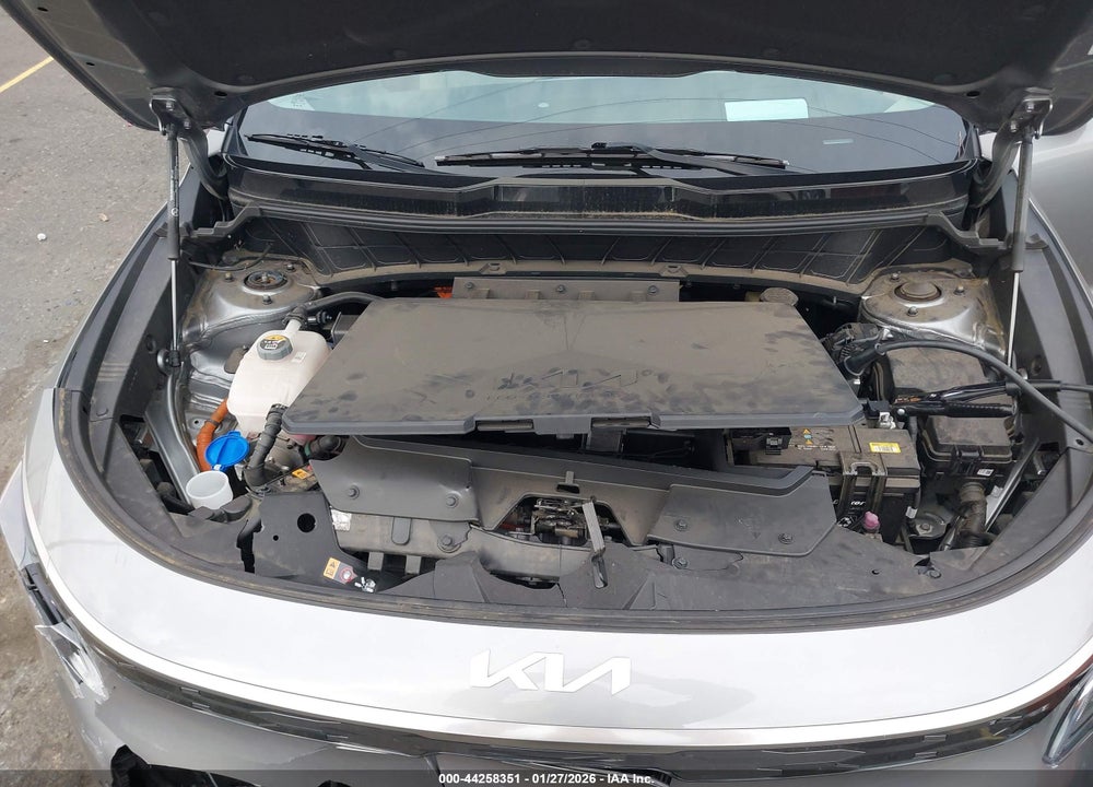 2023 KIA NIRO EV WAVE VIN: KNDCT3L18P5021170