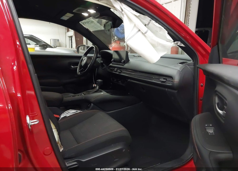 2025 HONDA HR-V AWD SPORT VIN: 3CZRZ2H57SM757397