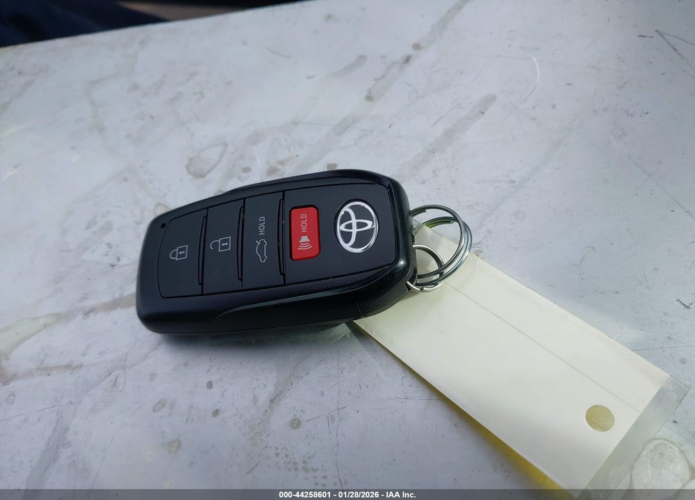 2025 TOYOTA CAMRY XLE VIN: 4T1DAACK3SU196122