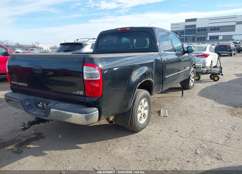2005 TOYOTA TUNDRA SR5 V8 VIN: 5TBET34185S487611