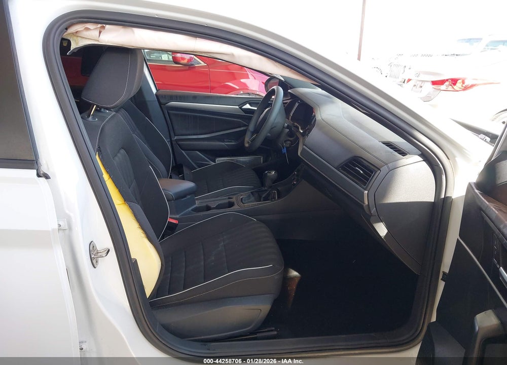 2023 VOLKSWAGEN JETTA 1.5T SPORT VIN: 3VWBM7BU0PM010215