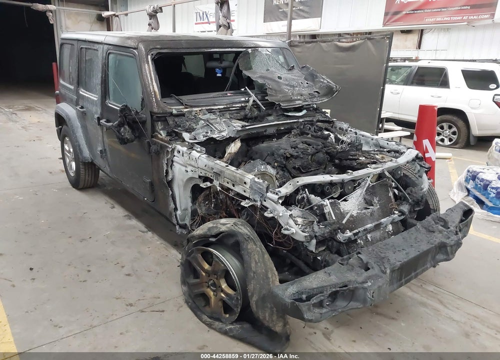 2020 JEEP WRANGLER UNLIMITED SPORT S 4X4 VIN: 1C4HJXDN9LW113879