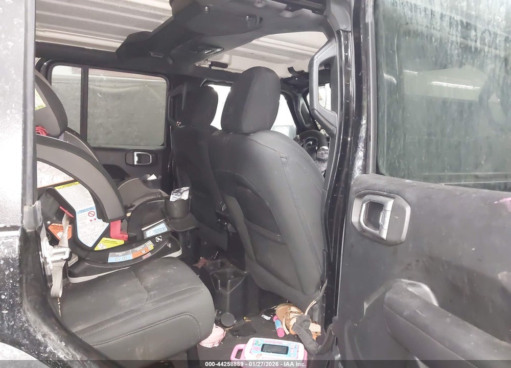2020 JEEP WRANGLER UNLIMITED SPORT S 4X4 VIN: 1C4HJXDN9LW113879